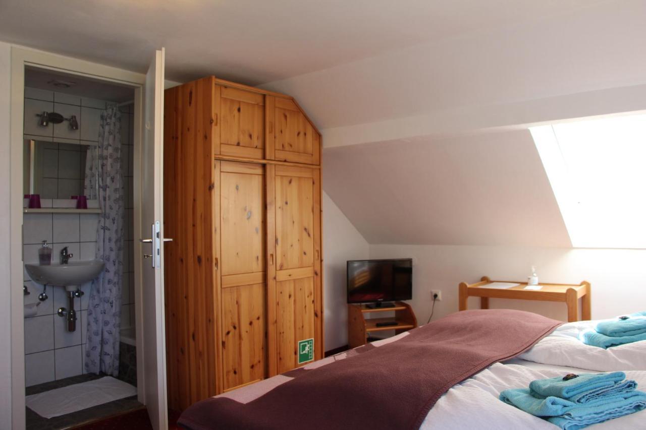 Romantic-Pension Albrecht - since 1901 Hohenschwangau Exterior foto